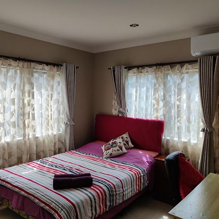 Monique'S Rose Room Prvt Bthrm Ac Tv Auckland Quarto foto